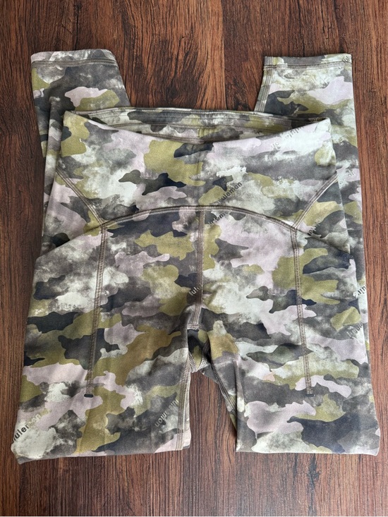 Lululemon Athletica Sz 4 Power Thru High Rise 25” Heritage Camo $128 RV EUC - Picture 2 of 7